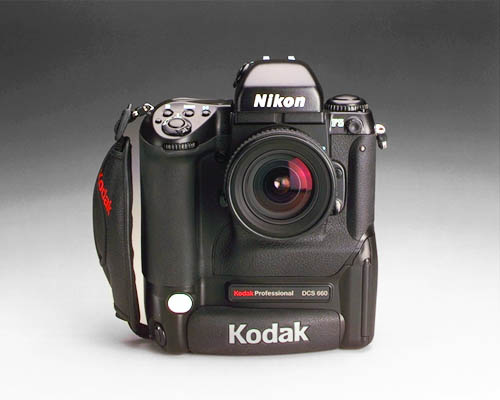 http://www.outbackphoto.com/reviews/equipment/Kodak_DCS_660/images/DCS660.jpg